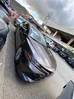 تۆیۆتا کامری